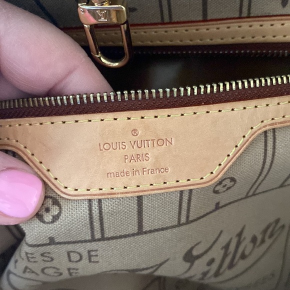 Louis Vuitton Neverfull monogram authentic  MM tote - Picture 4 of 9
